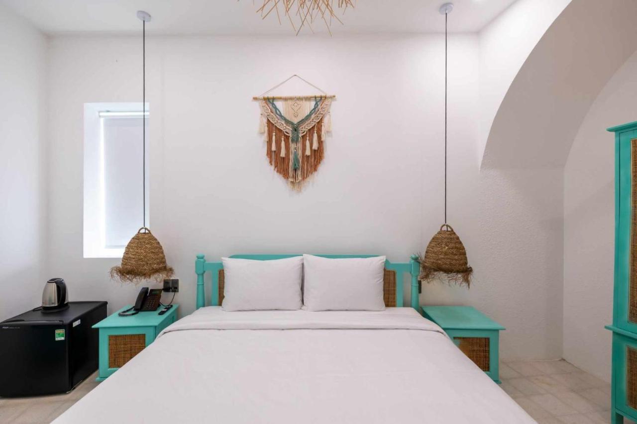 Pisces Hotel Hue Buitenkant foto