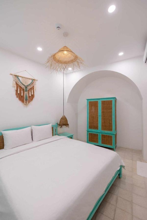 Pisces Hotel Hue Buitenkant foto